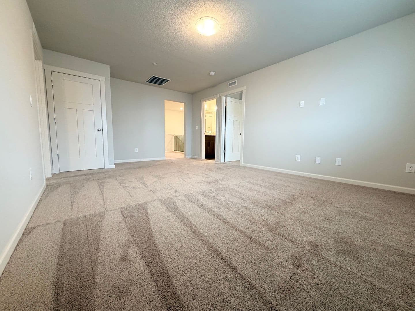 PORTLAND House: 15556 SE FLAVEL ST.