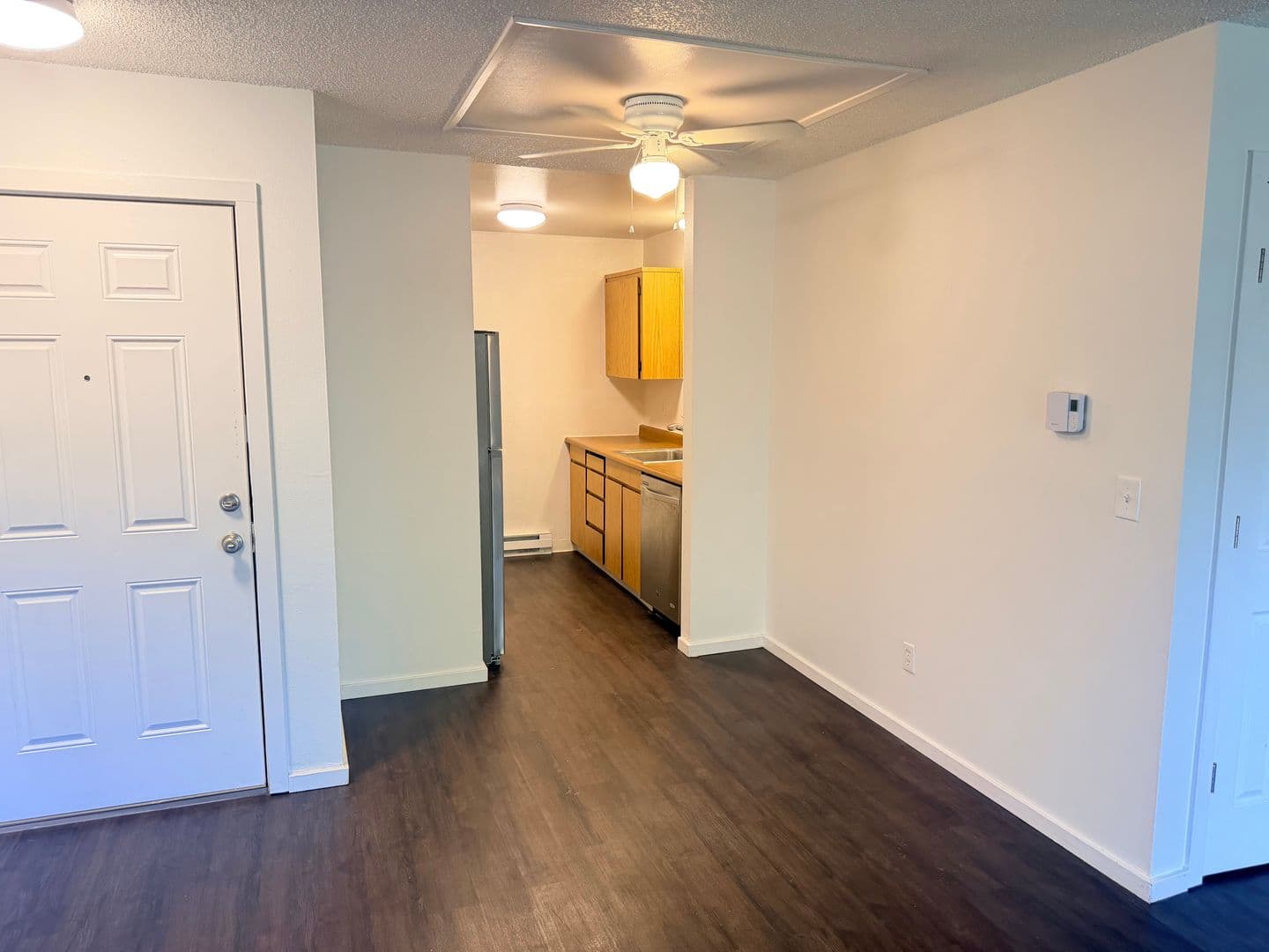 BEAVERTON Apartment: 9765 SW LOOKOUT TERR.