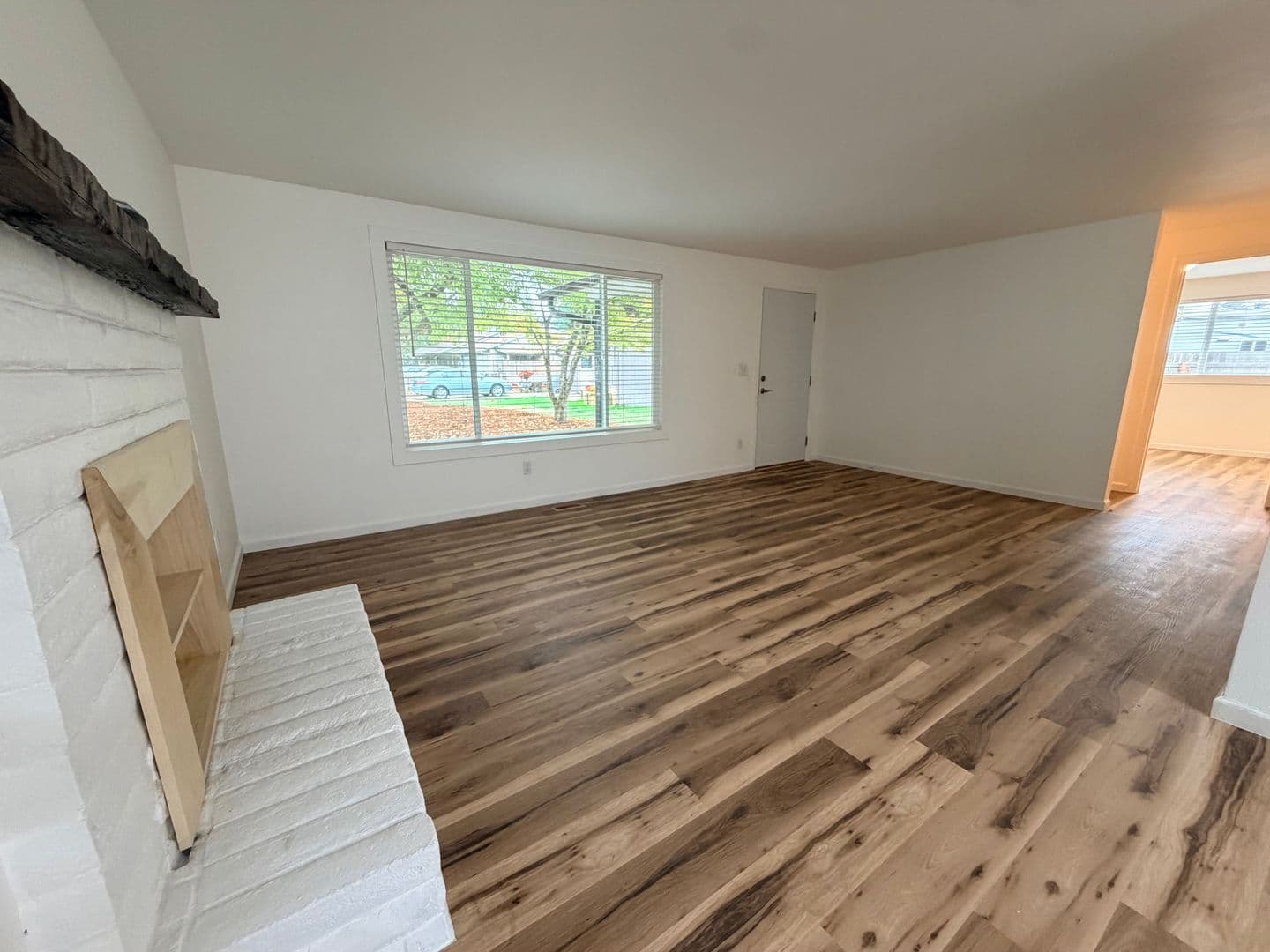 HILLSBORO House: 1660 SE SUSSEX CT