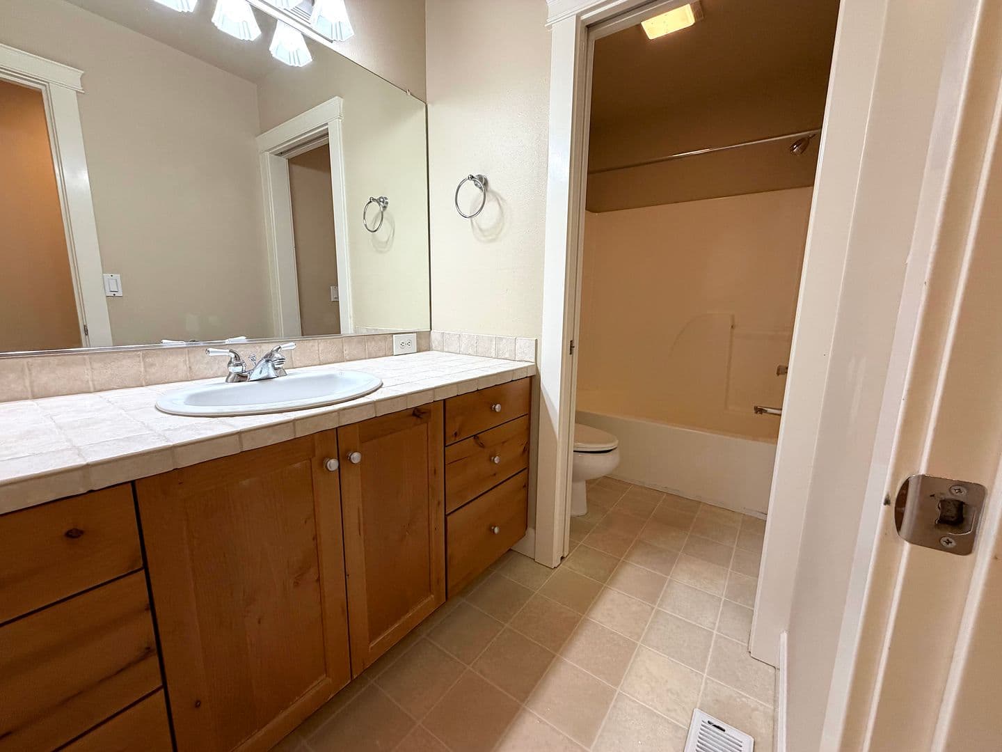 TIGARD House: 16224 SW POLLARD LANE