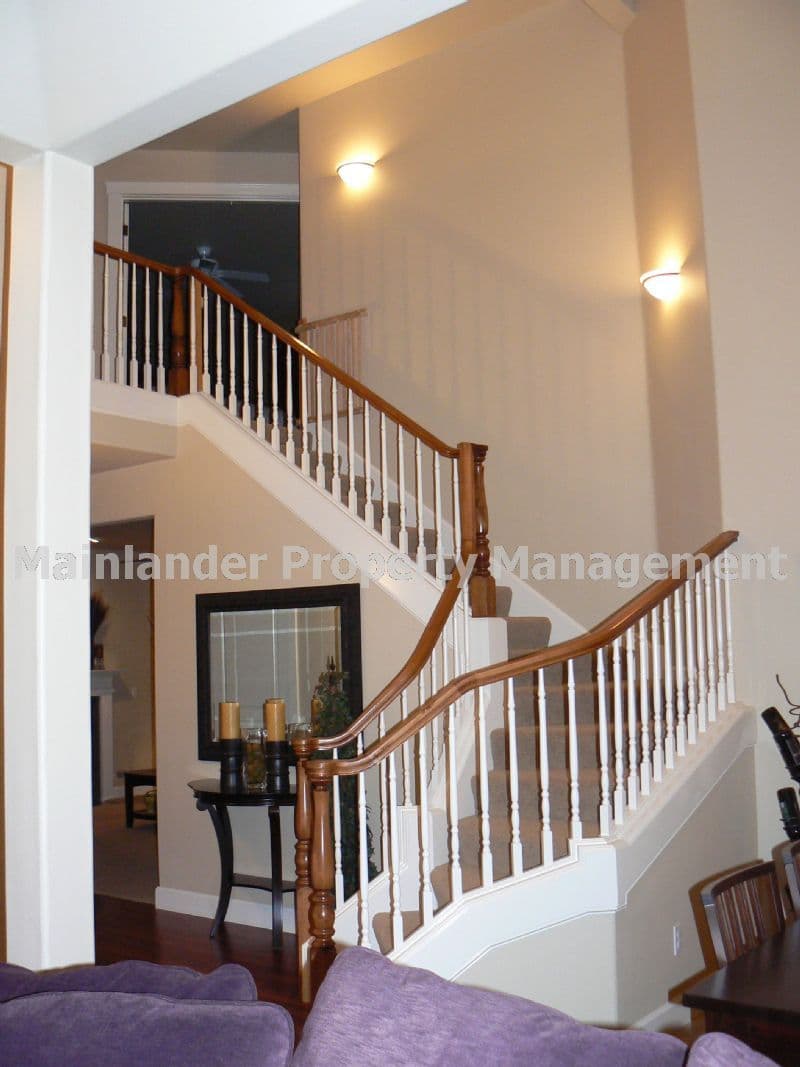 TIGARD House: 16224 SW POLLARD LANE