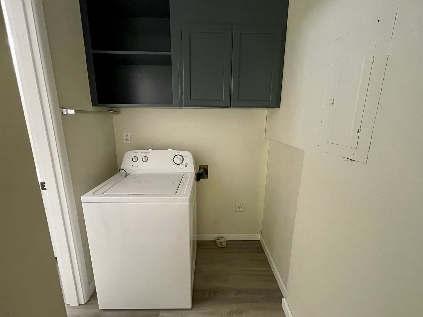TIGARD House: 11465 SW 95TH AVE