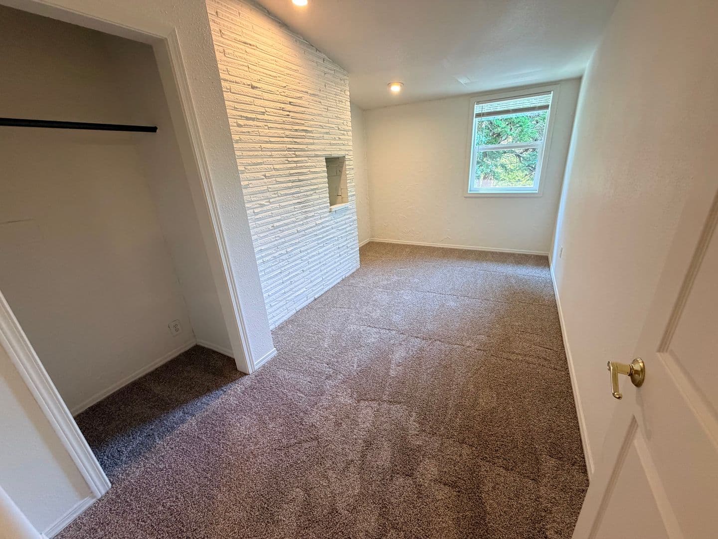 PORTLAND Townhome: 9938 SW TERWILLIGER BLVD.