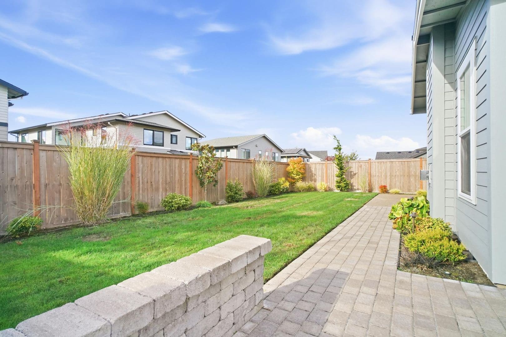 HILLSBORO House: 4049 SE 77TH AVE.