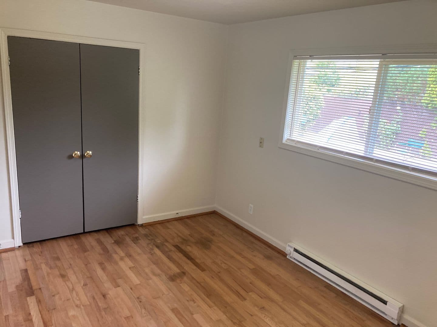 BEAVERTON Apartment: 4955 SW LOMBARD AVE