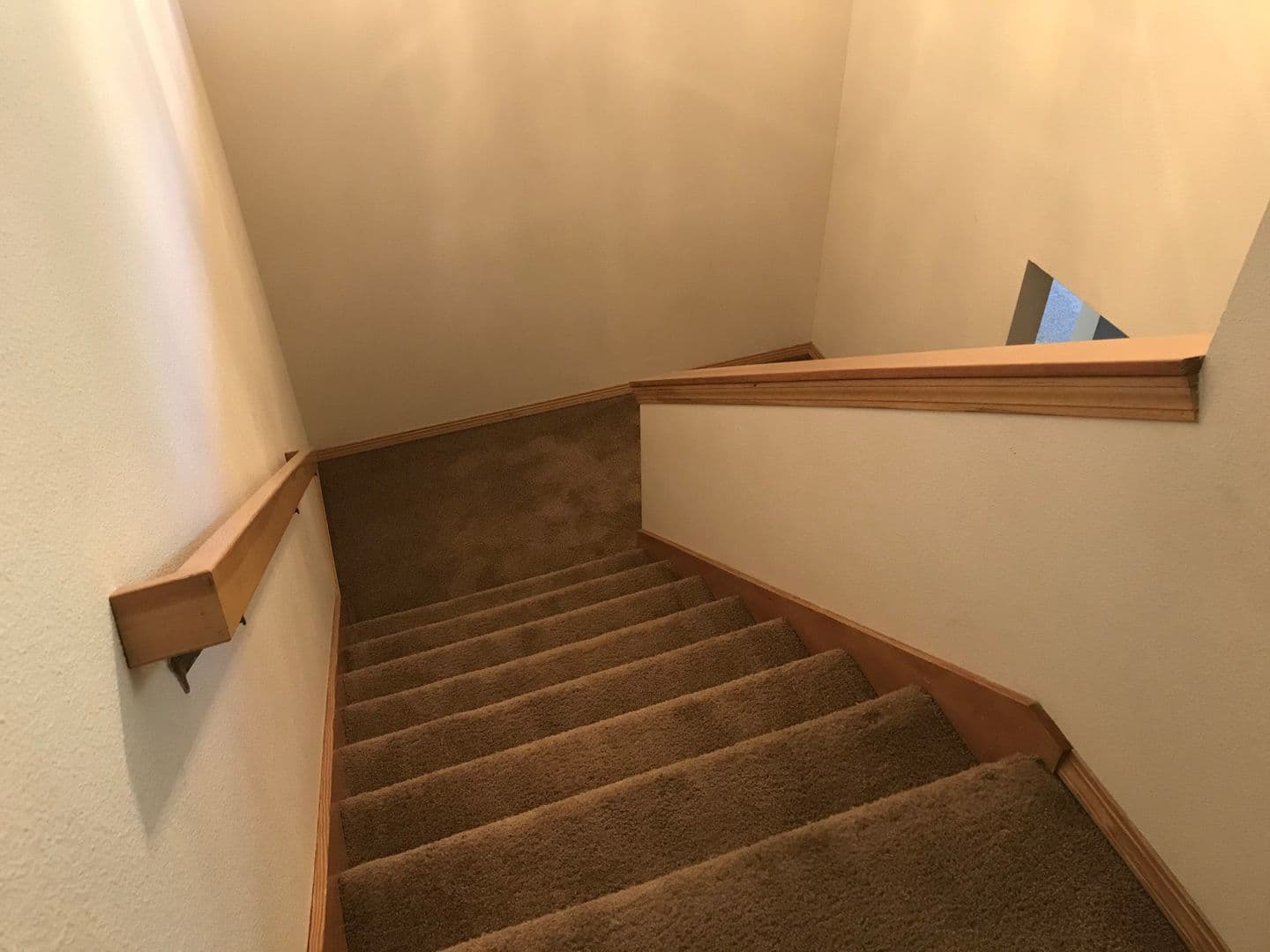 TIGARD House: 9570 SW MILLEN DR