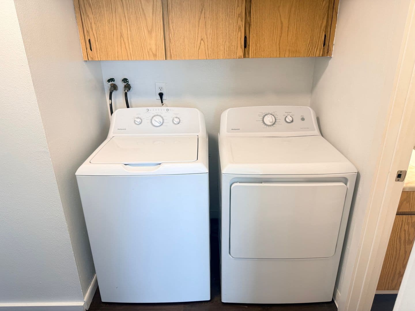 BEAVERTON Apartment: 9765 SW LOOKOUT TERR.