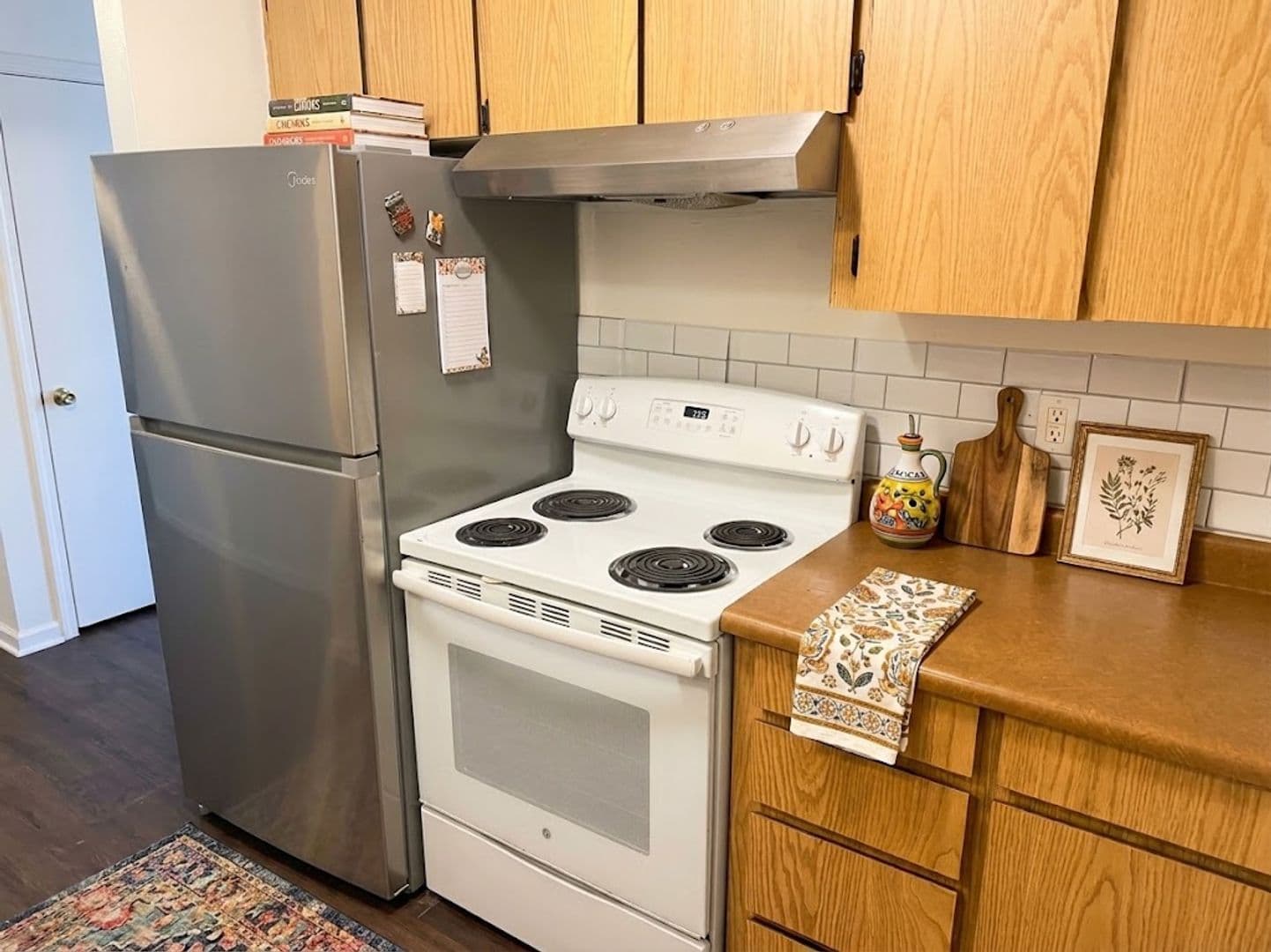 BEAVERTON Apartment: 9765 SW LOOKOUT TERR.