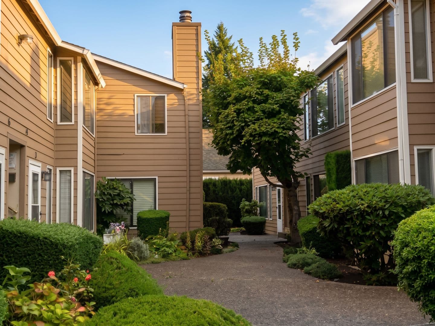 PORTLAND Townhome: 1611 SE NEHALEM ST