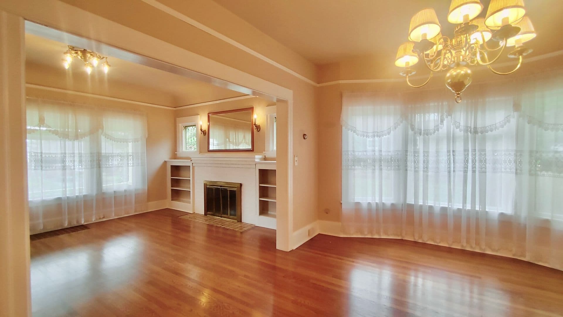PORTLAND House: 4435 NE 73RD AVE.