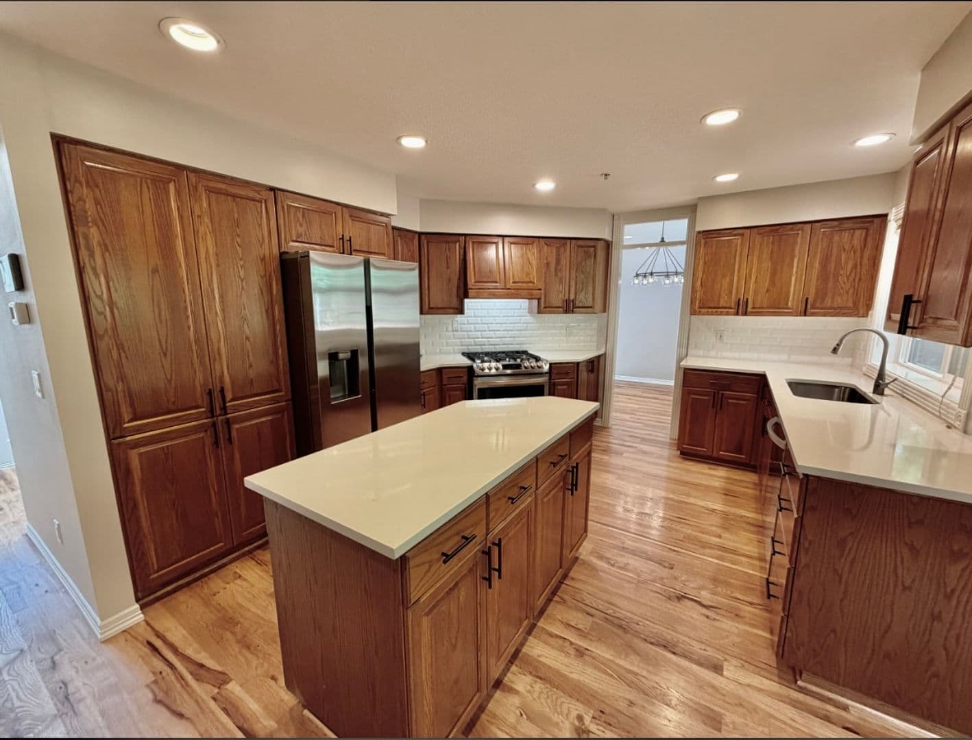 TUALATIN House: 7424 SW TENINO LANE