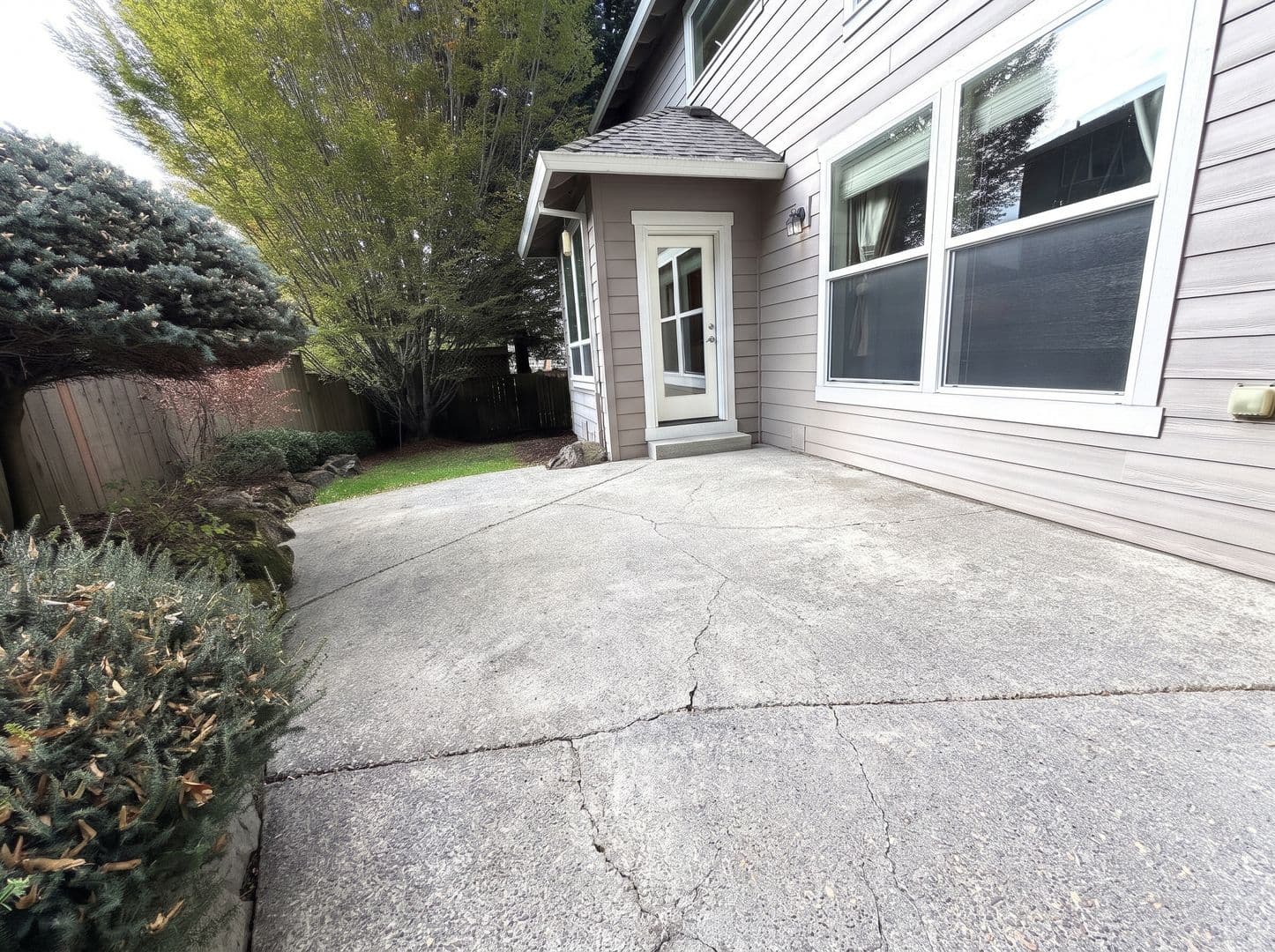 TIGARD House: 16224 SW POLLARD LANE