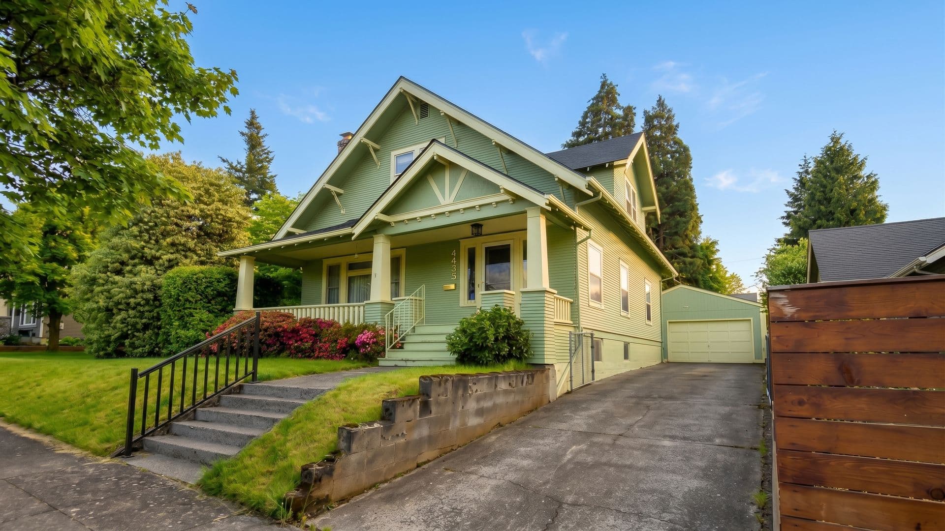 PORTLAND House: 4435 NE 73RD AVE.