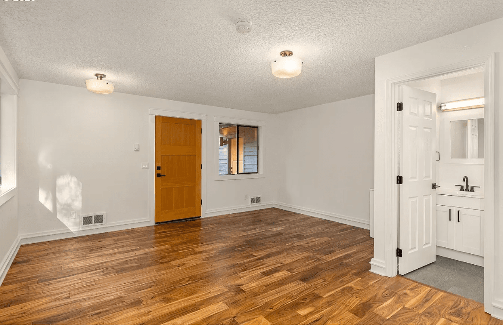 TIGARD House: 14255 SW 125TH AVE