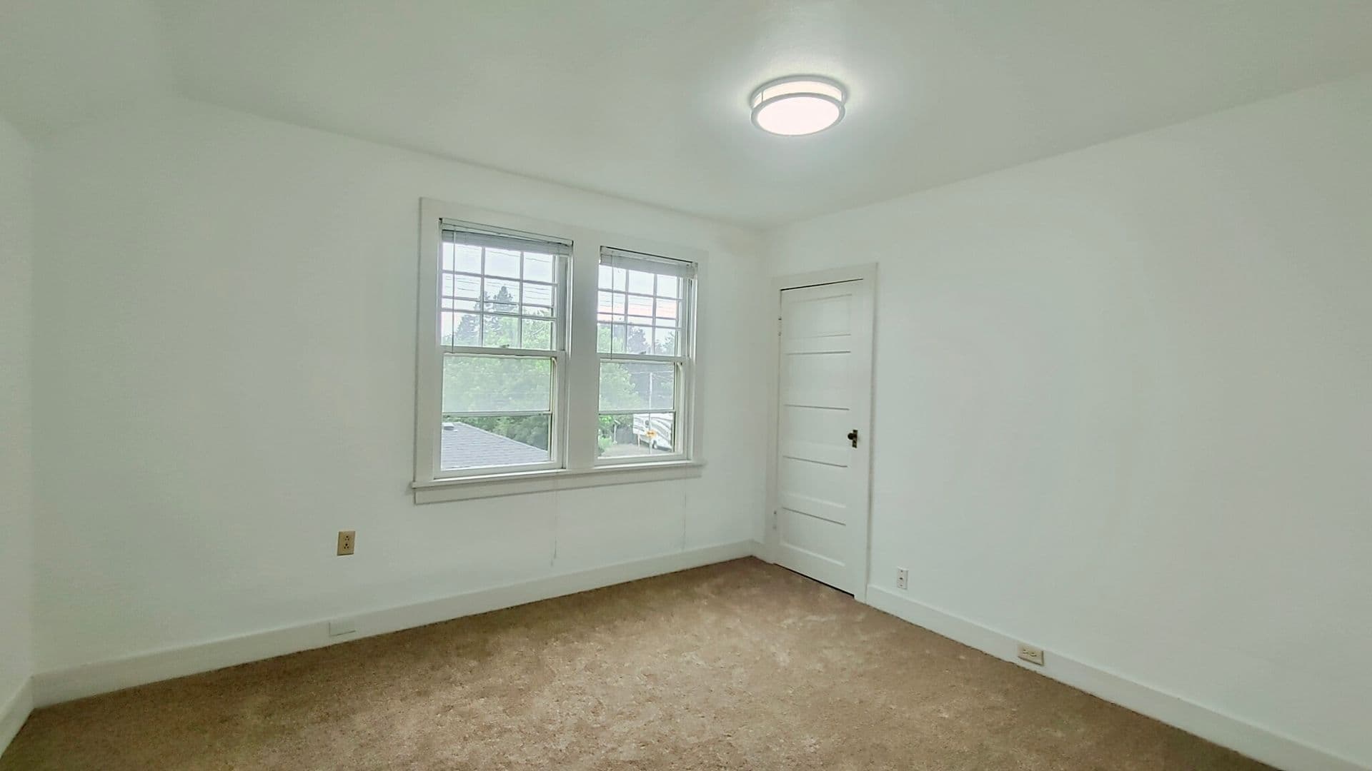 PORTLAND House: 4435 NE 73RD AVE.
