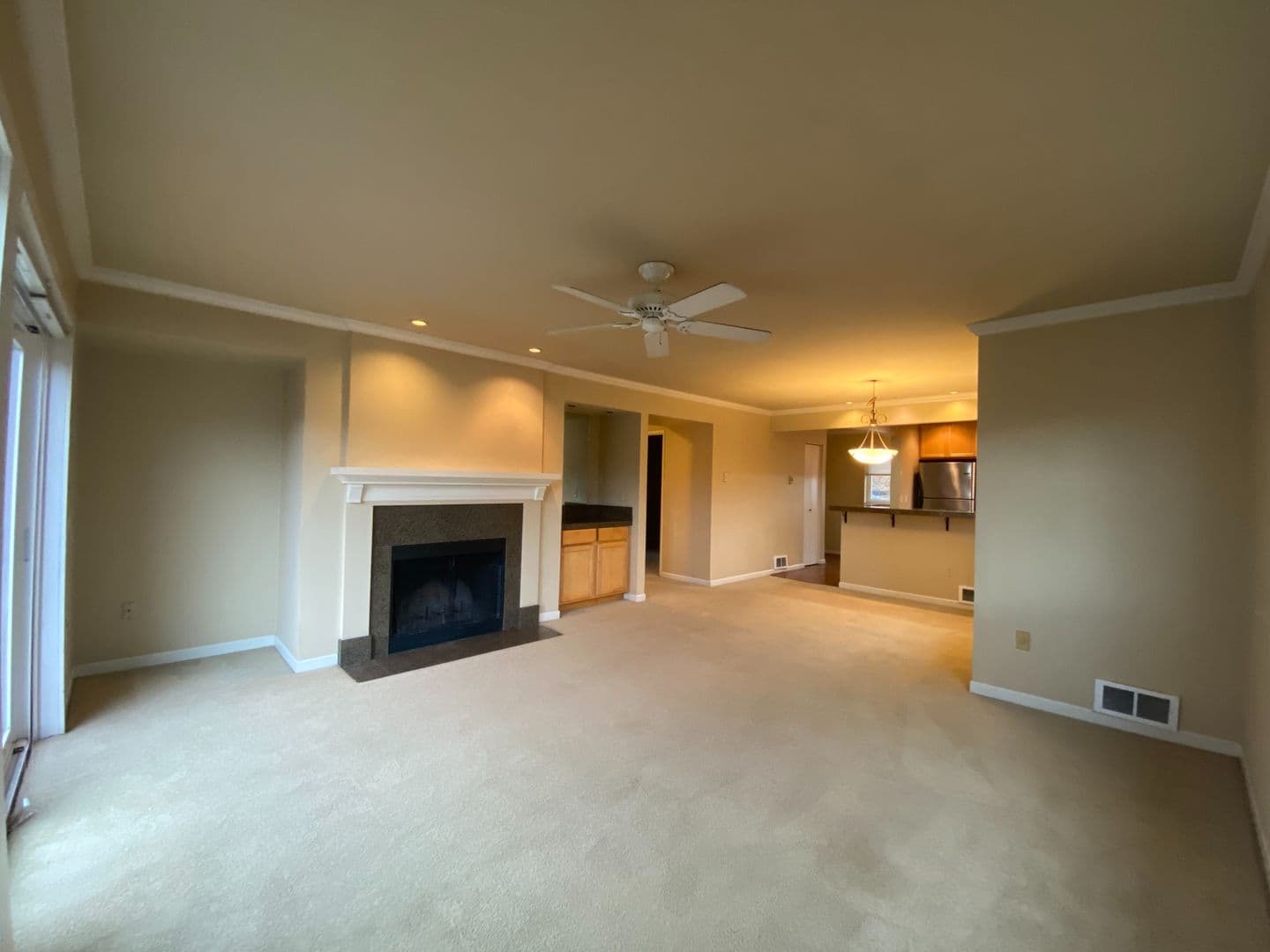 PORTLAND House: 4970 SW LANDING DR