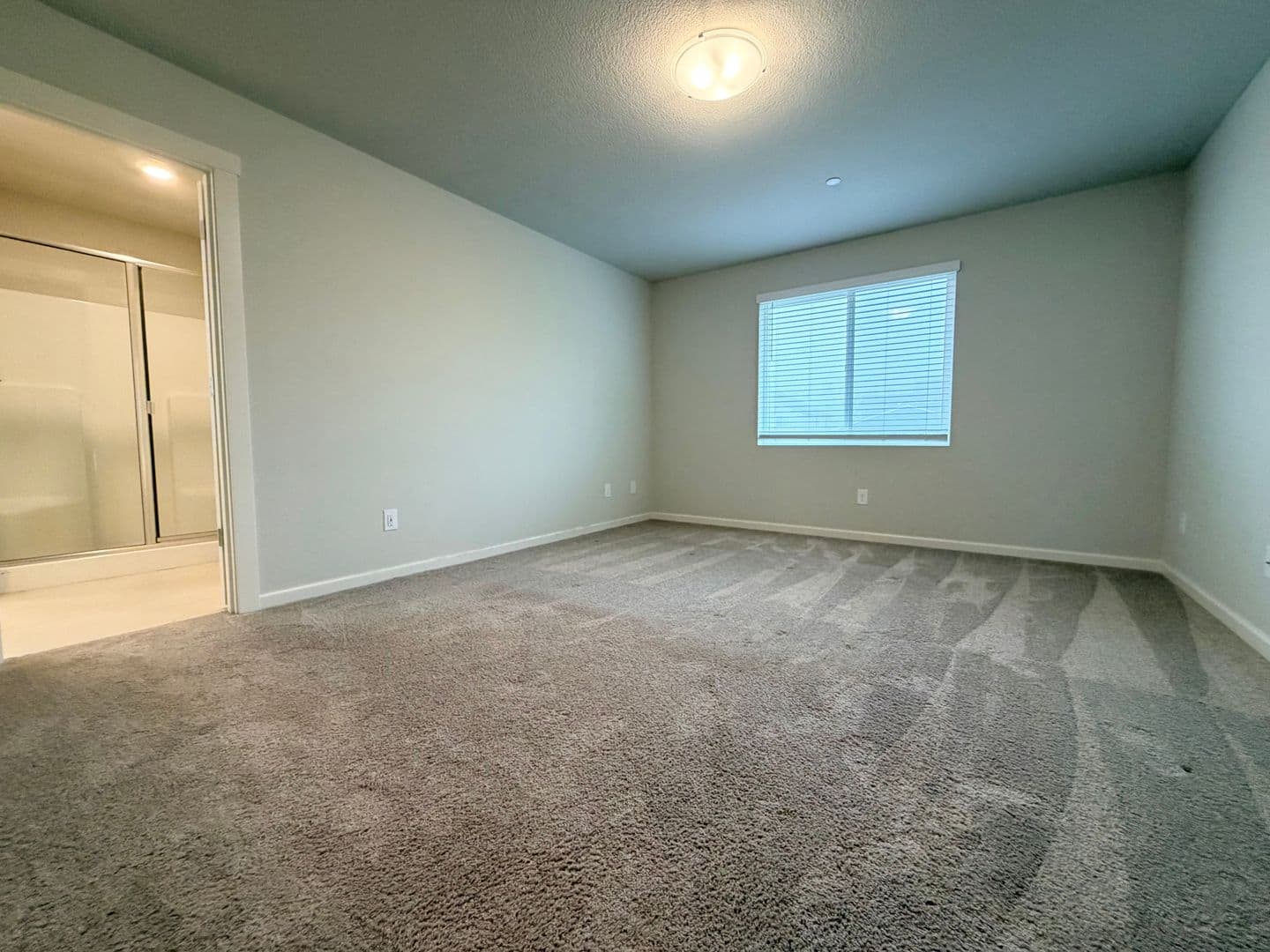 PORTLAND House: 15556 SE FLAVEL ST.