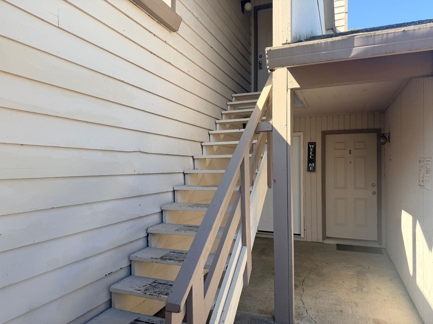BEAVERTON Apartment: 9765 SW LOOKOUT TERR.