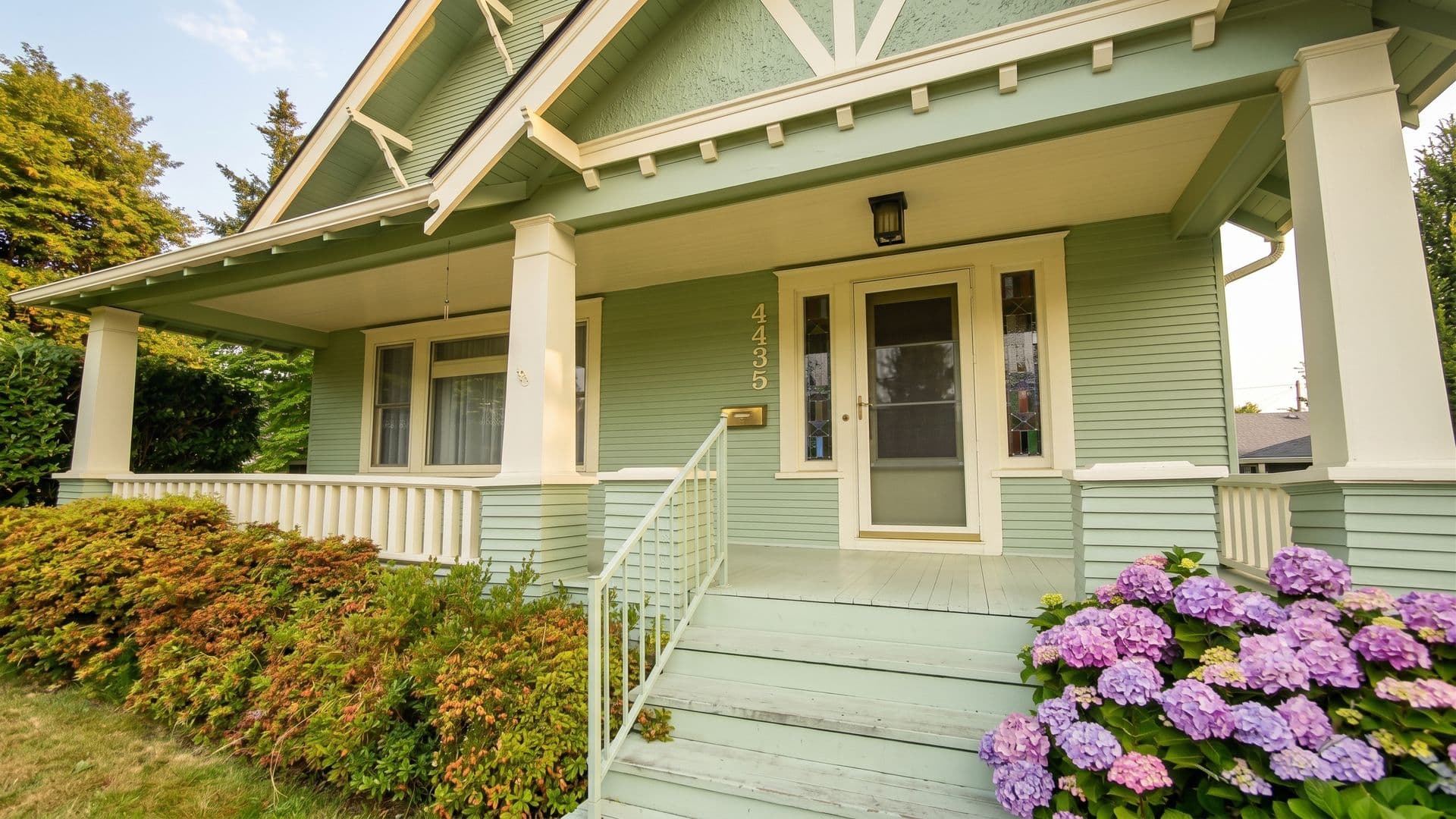 PORTLAND House: 4435 NE 73RD AVE.