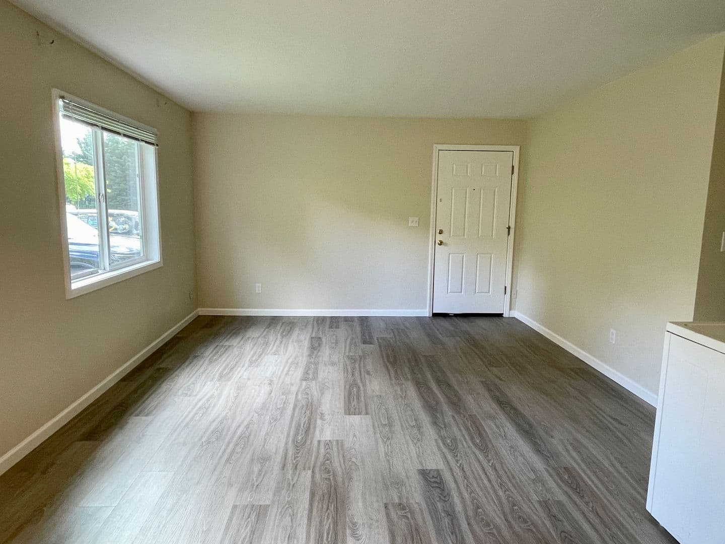 TIGARD House: 11465 SW 95TH AVE