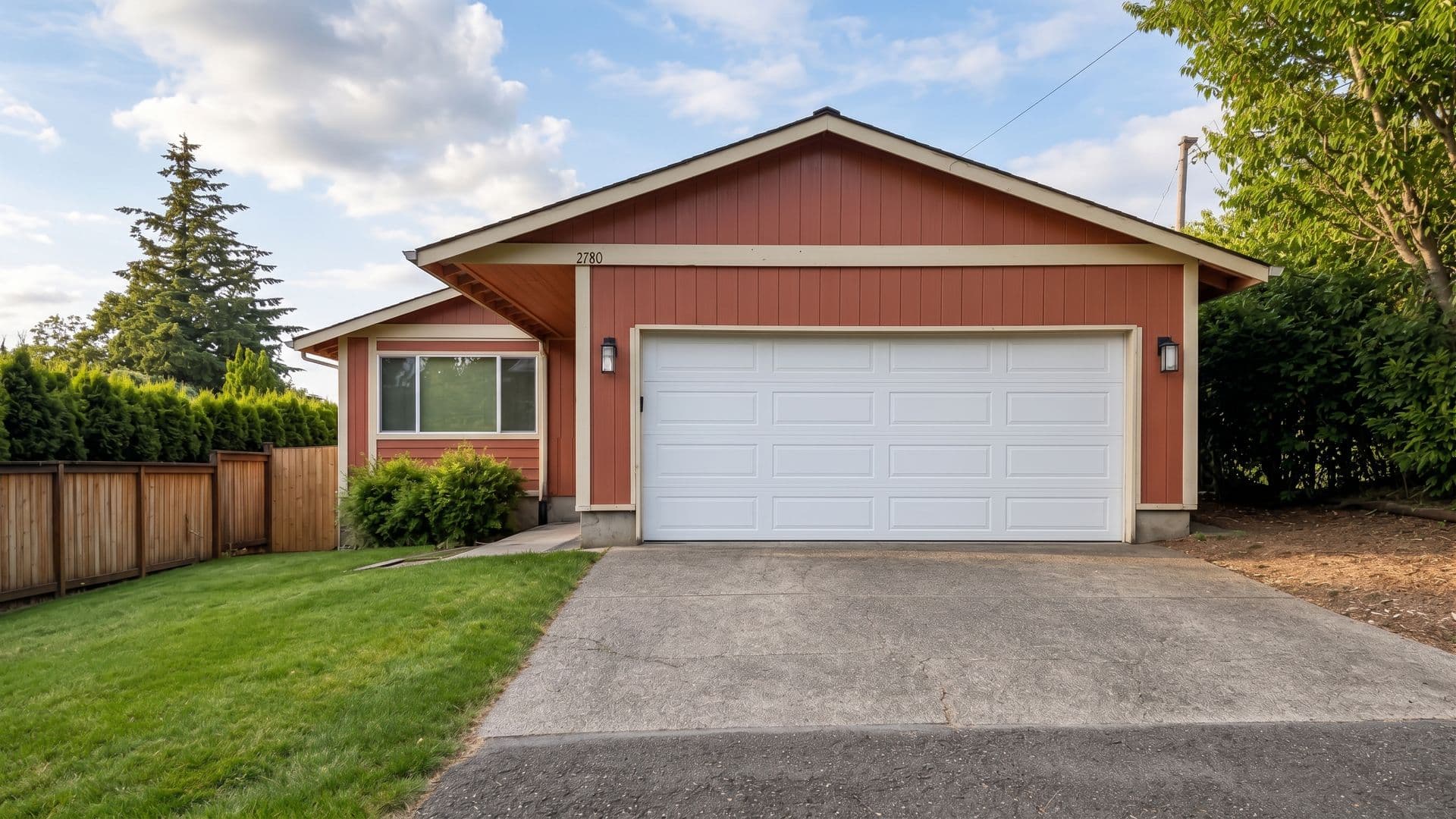 WEST LINN House: 2780 OXFORD ST