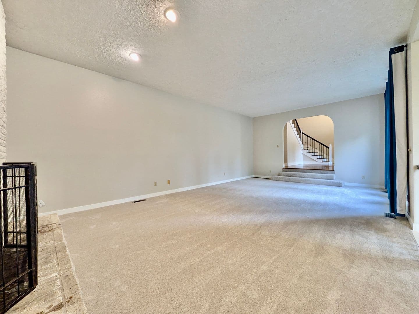 LAKE OSWEGO House: 18132 WESTVIEW DRIVE