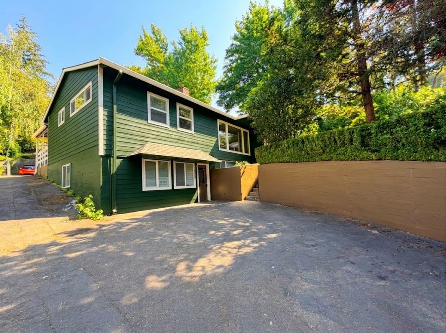PORTLAND Townhome: 9938 SW TERWILLIGER BLVD.