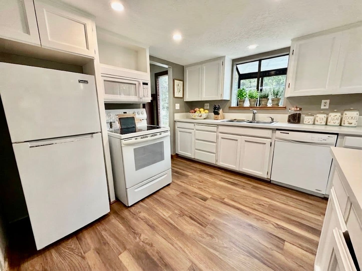 PORTLAND House: 3920 SW WILBARD ST