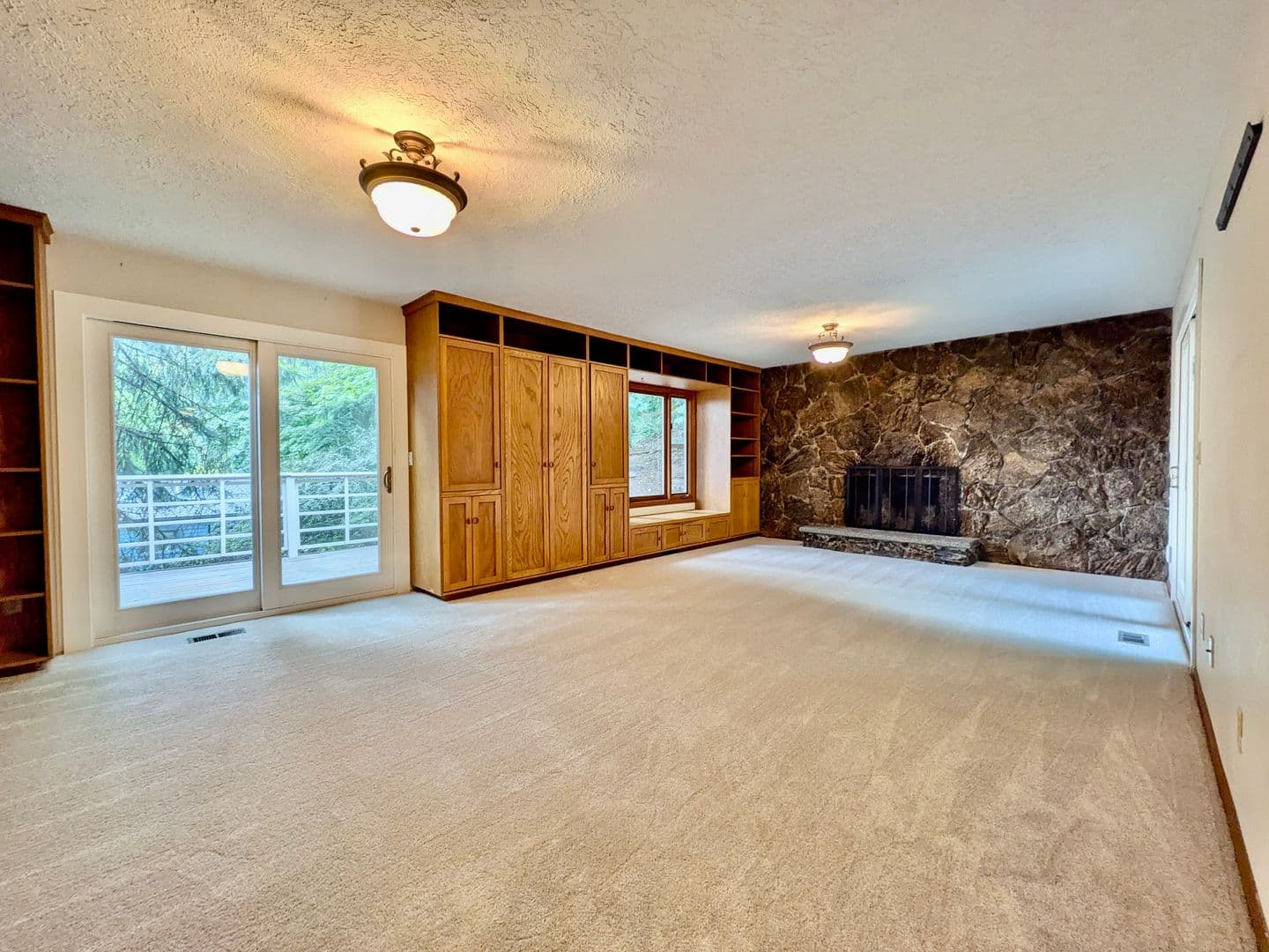 LAKE OSWEGO House: 18132 WESTVIEW DRIVE