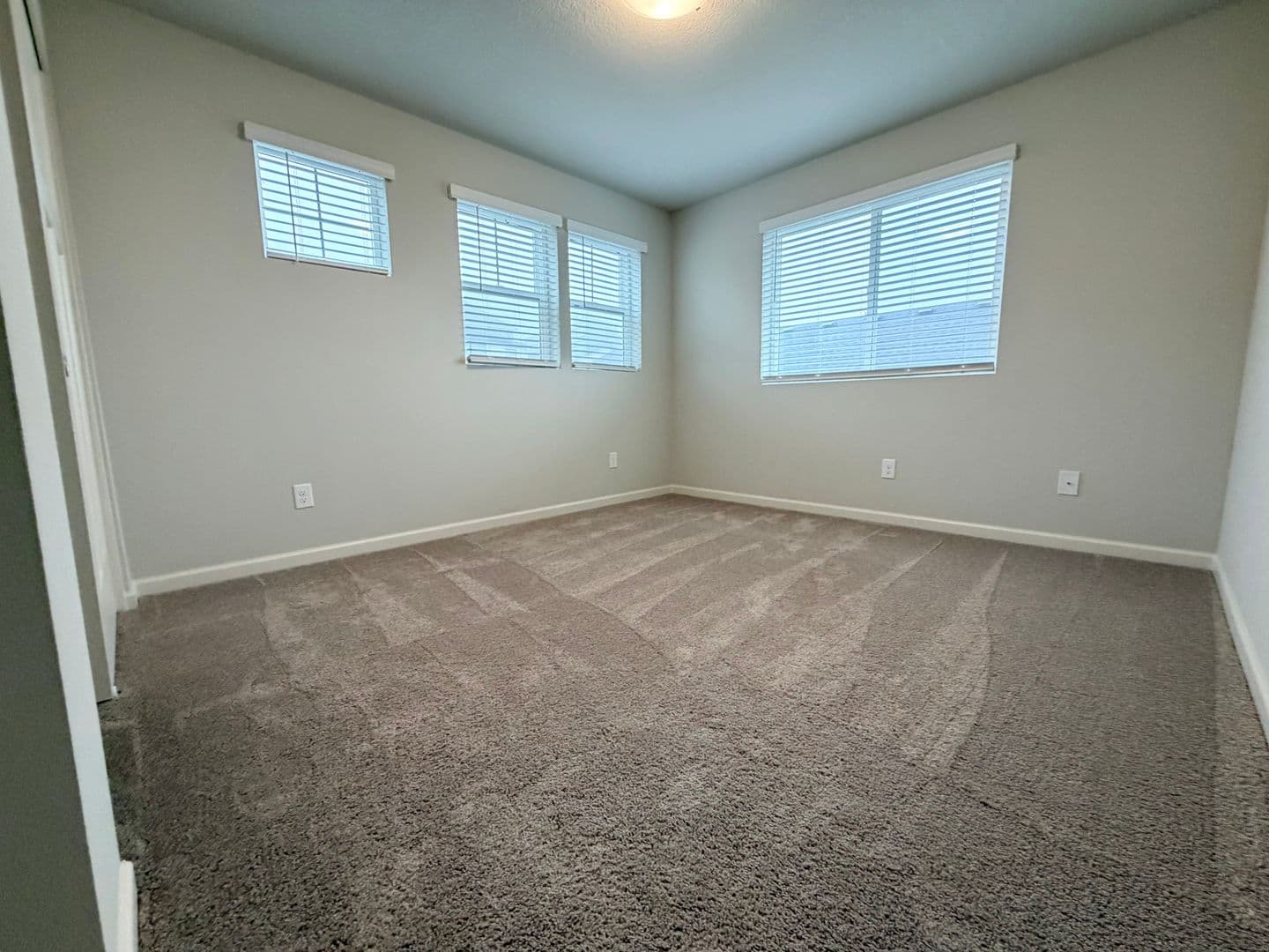 PORTLAND House: 15556 SE FLAVEL ST.