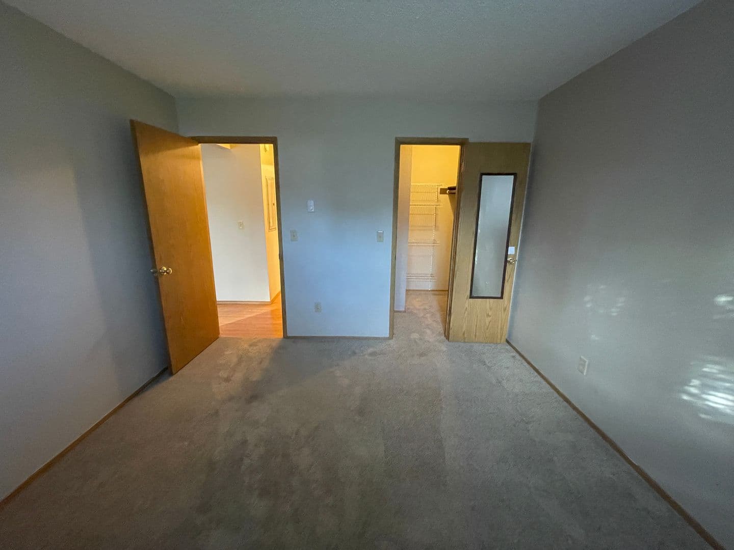 TIGARD House: 11044 SW GREENBURG RD