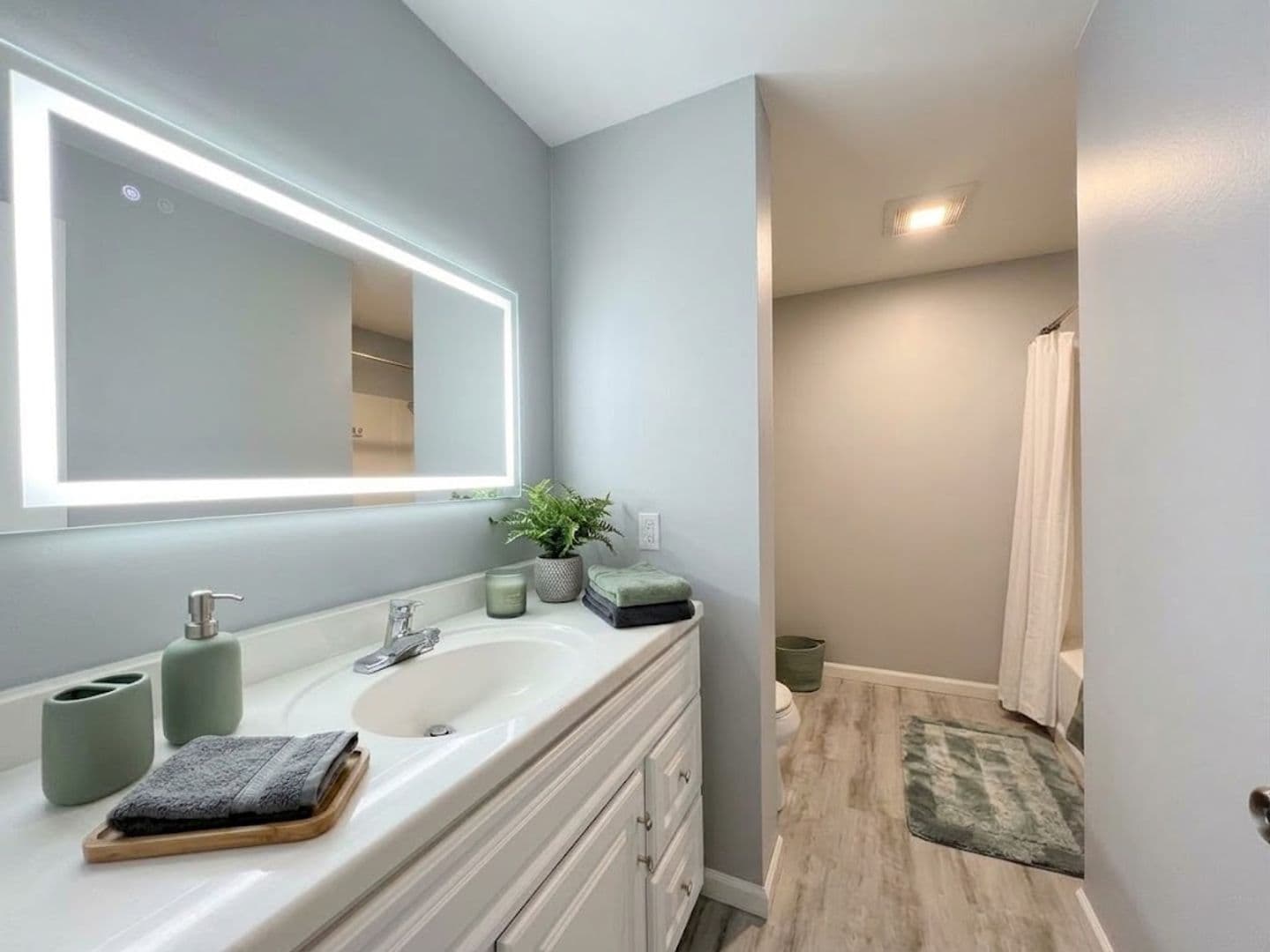 BEAVERTON House: 6125 SW ERICKSON AVE.