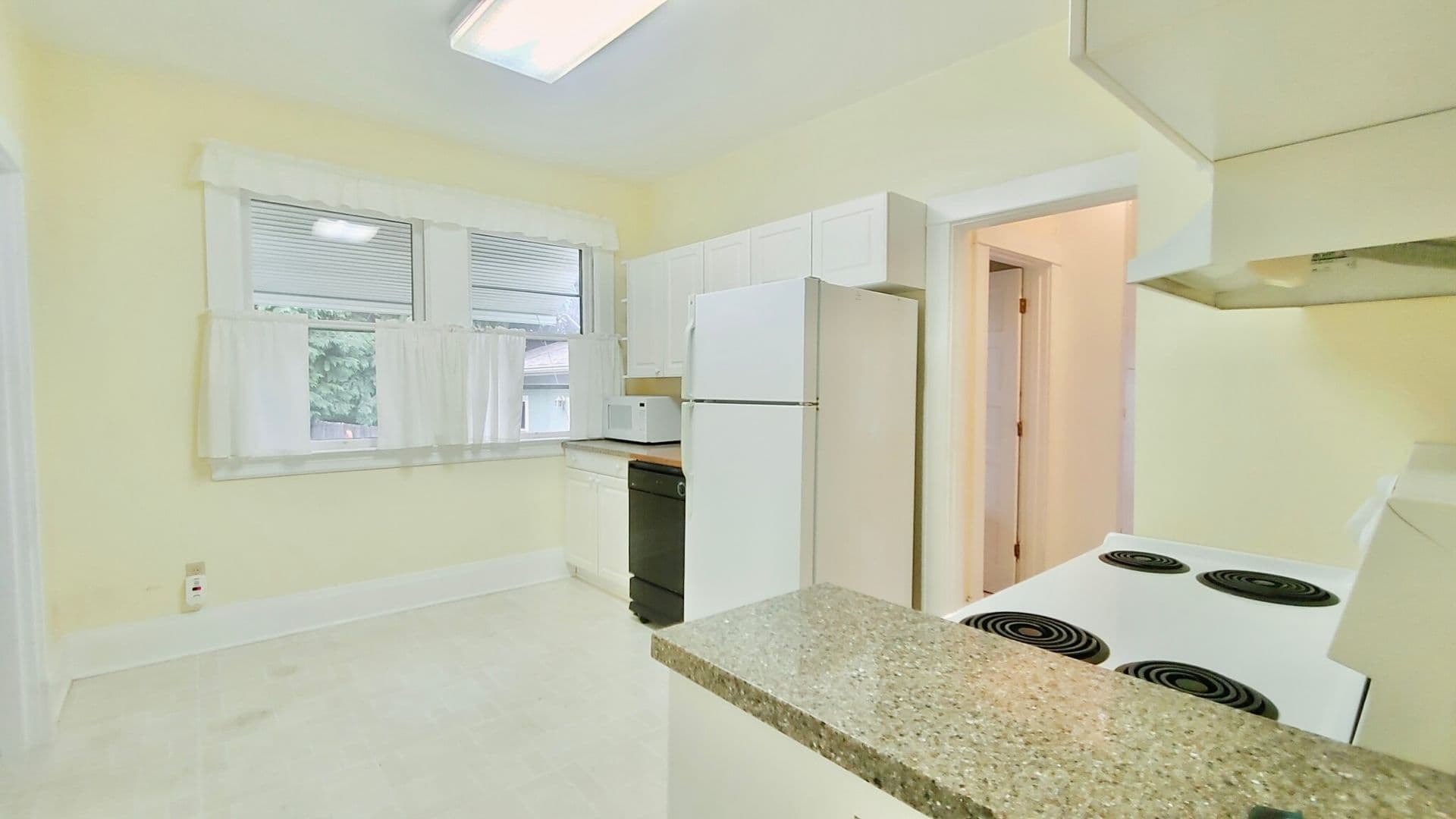 PORTLAND House: 4435 NE 73RD AVE.