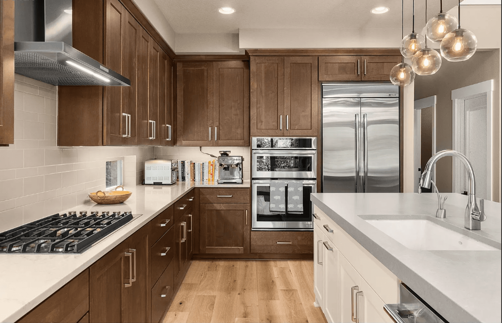 PORTLAND House: 10160 NW BARNHART LN