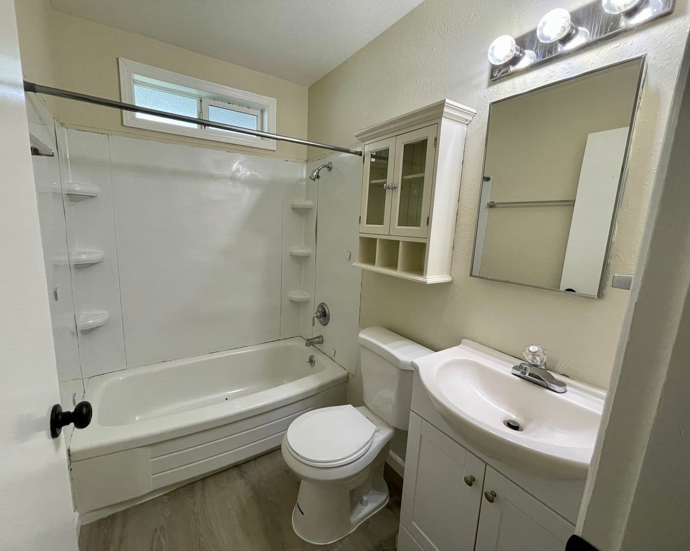 TIGARD House: 11465 SW 95TH AVE