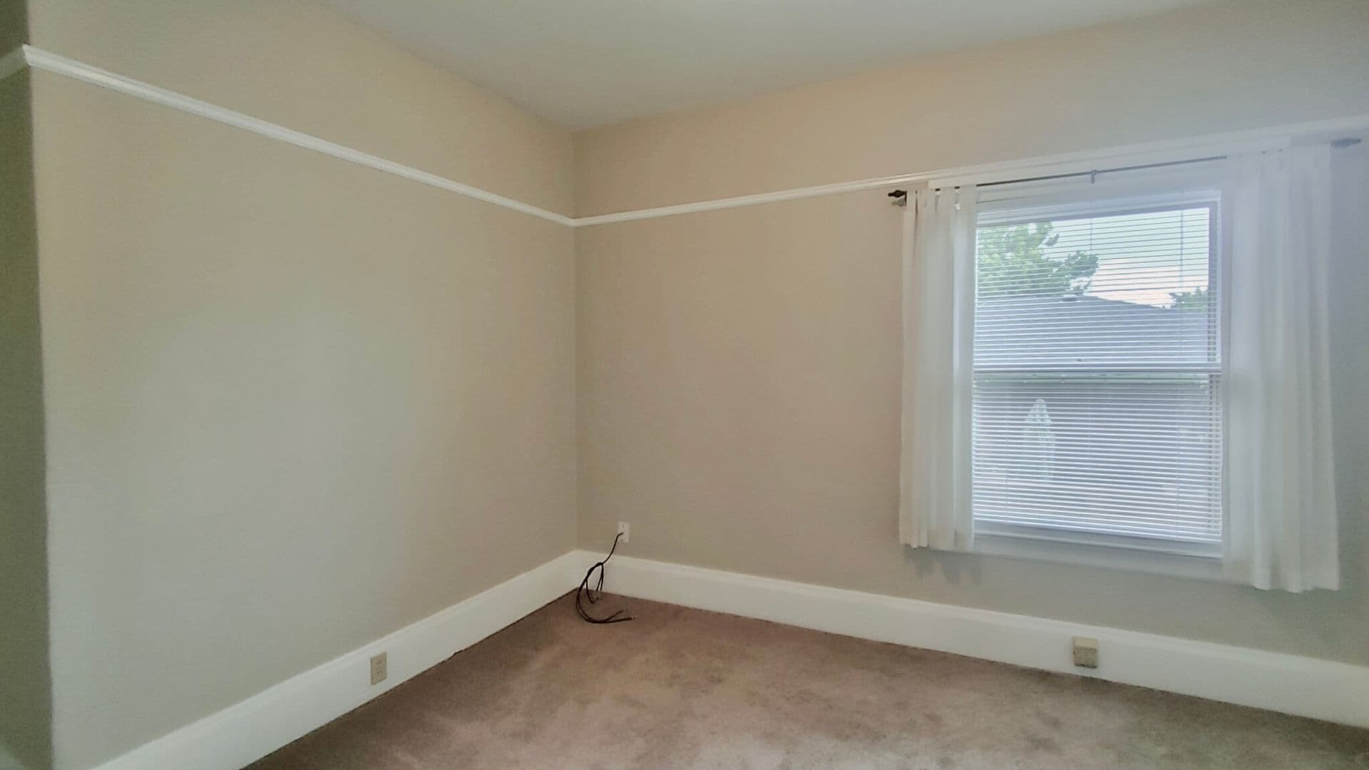 PORTLAND House: 4435 NE 73RD AVE.