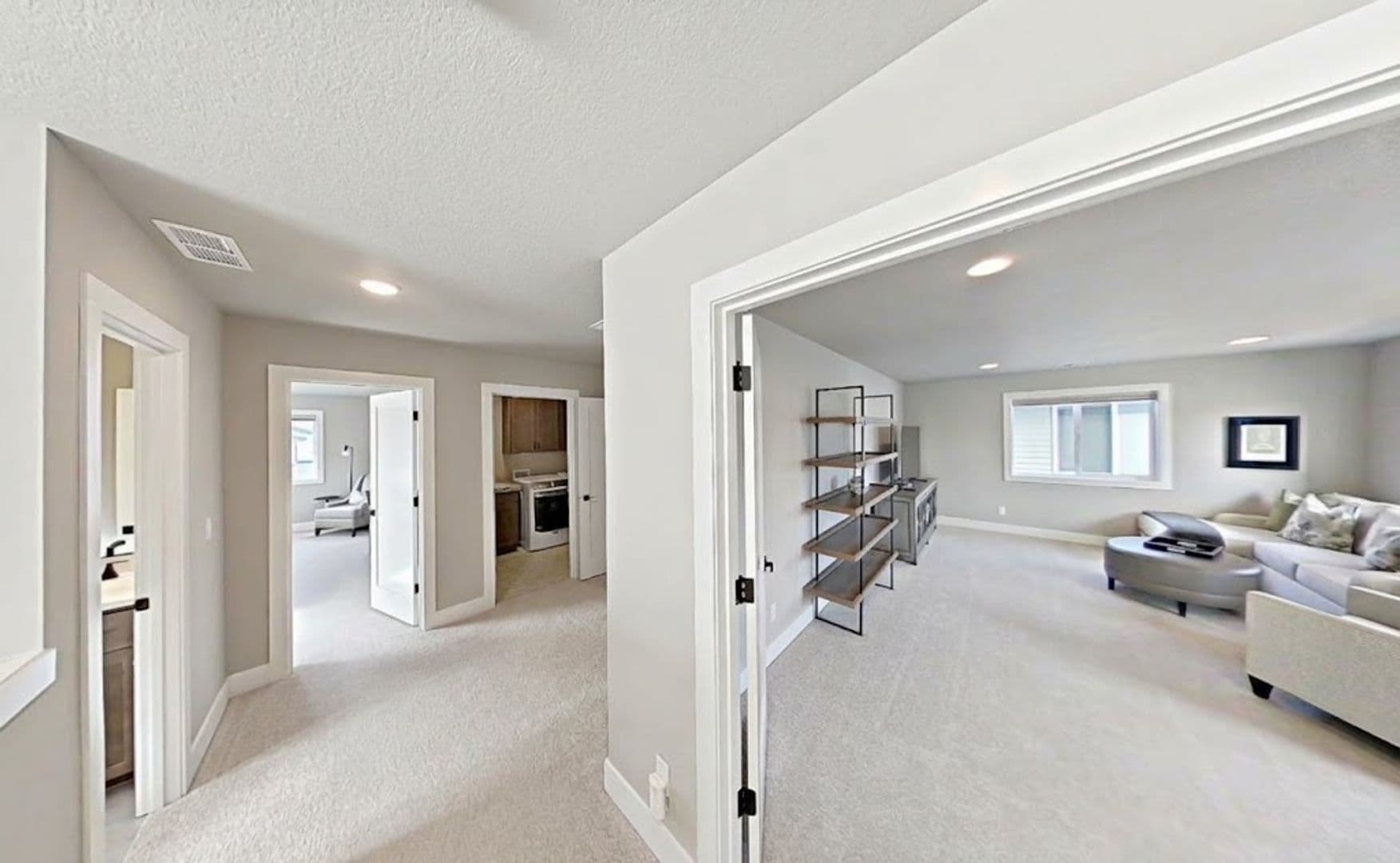 HILLSBORO House: 4049 SE 77TH AVE.