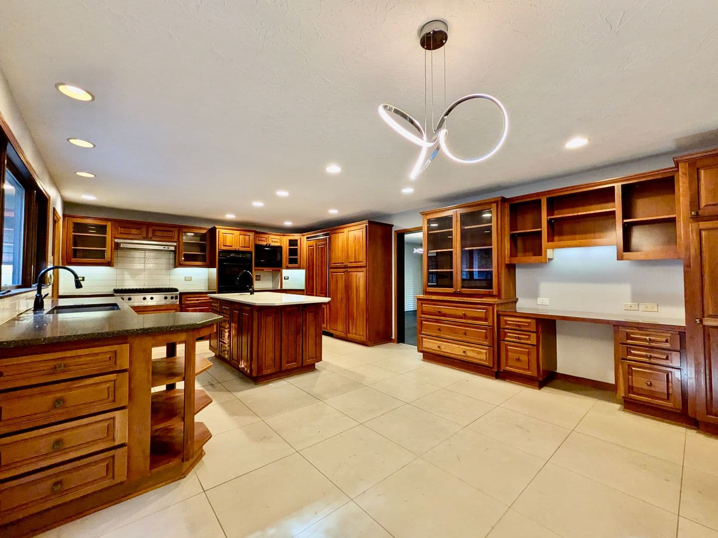 LAKE OSWEGO House: 18132 WESTVIEW DRIVE