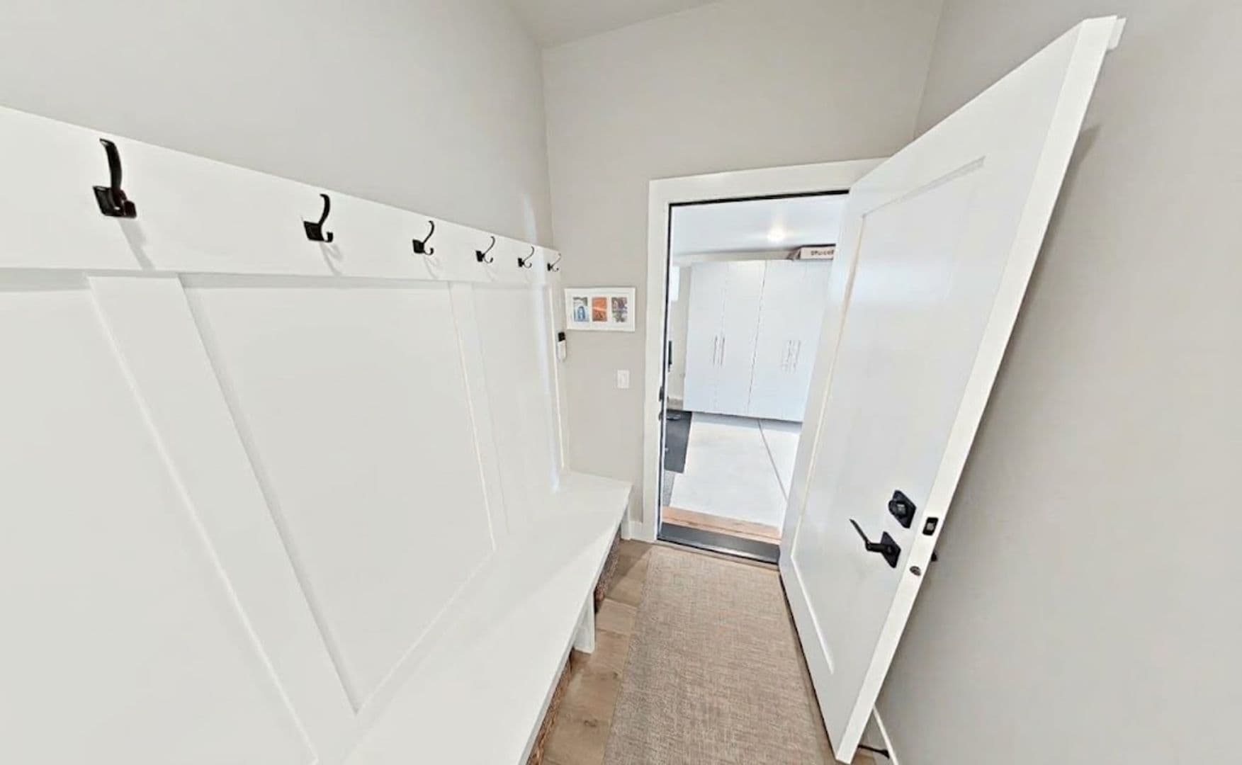 HILLSBORO House: 4049 SE 77TH AVE.