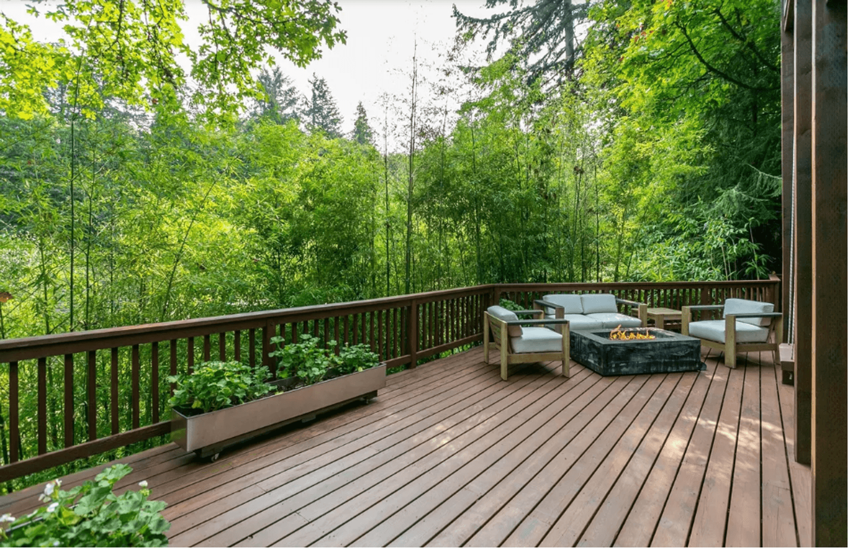 PORTLAND House: 3108 SW BENNINGTON DRIVE