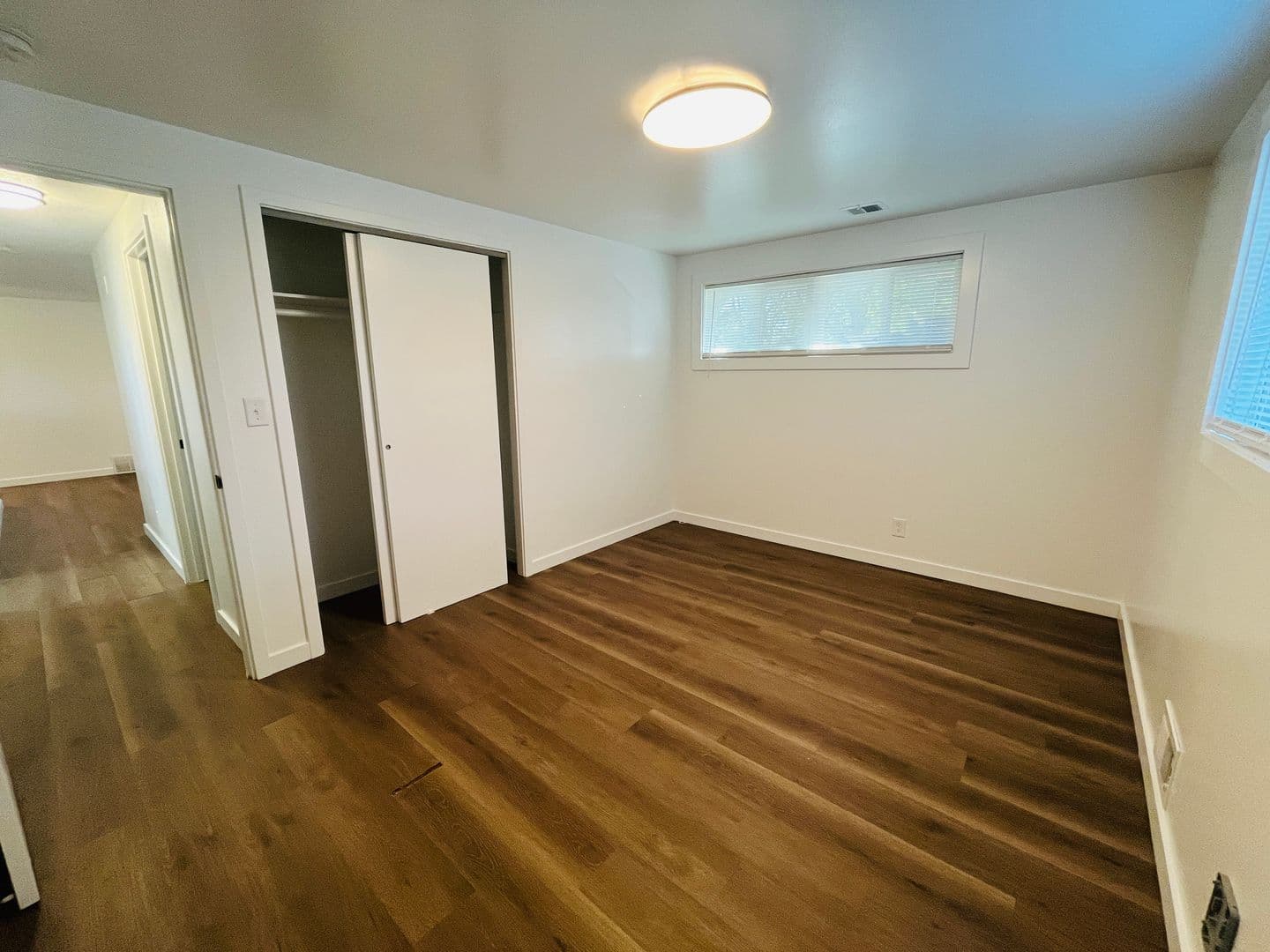 OREGON CITY Apartment: 409 & 411 EASTFIELD DR.