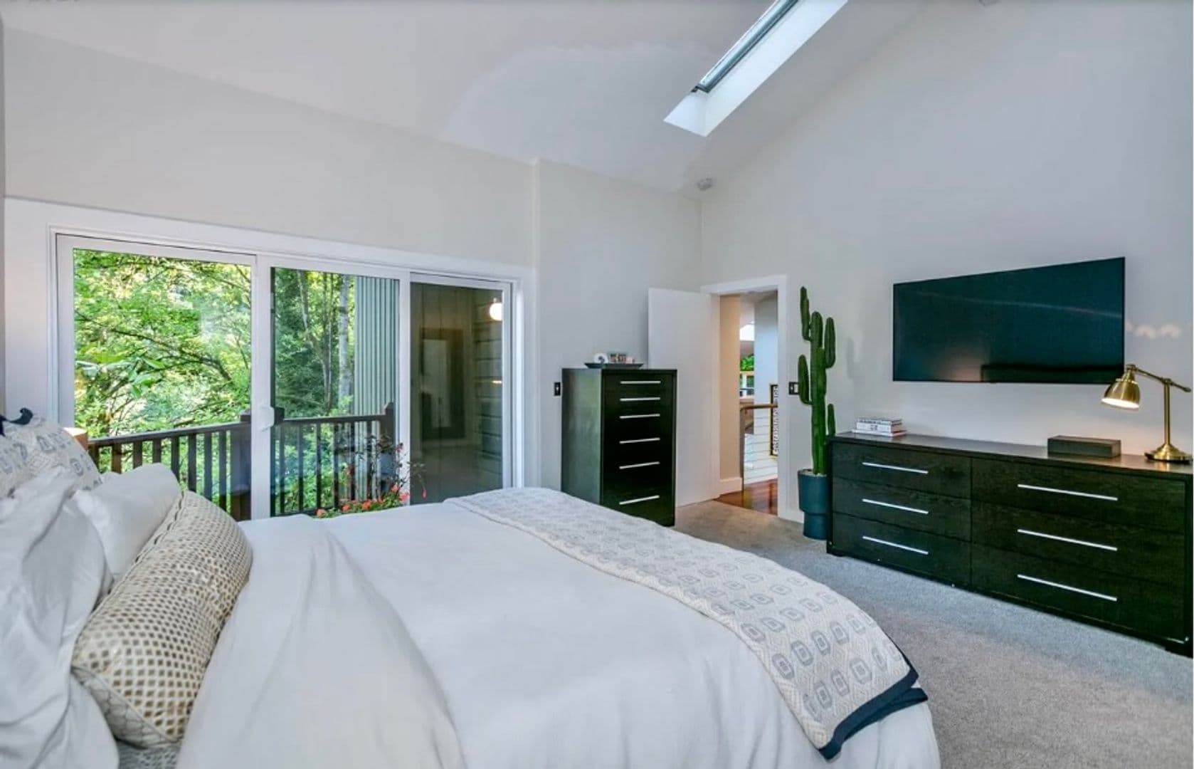 PORTLAND House: 3108 SW BENNINGTON DRIVE