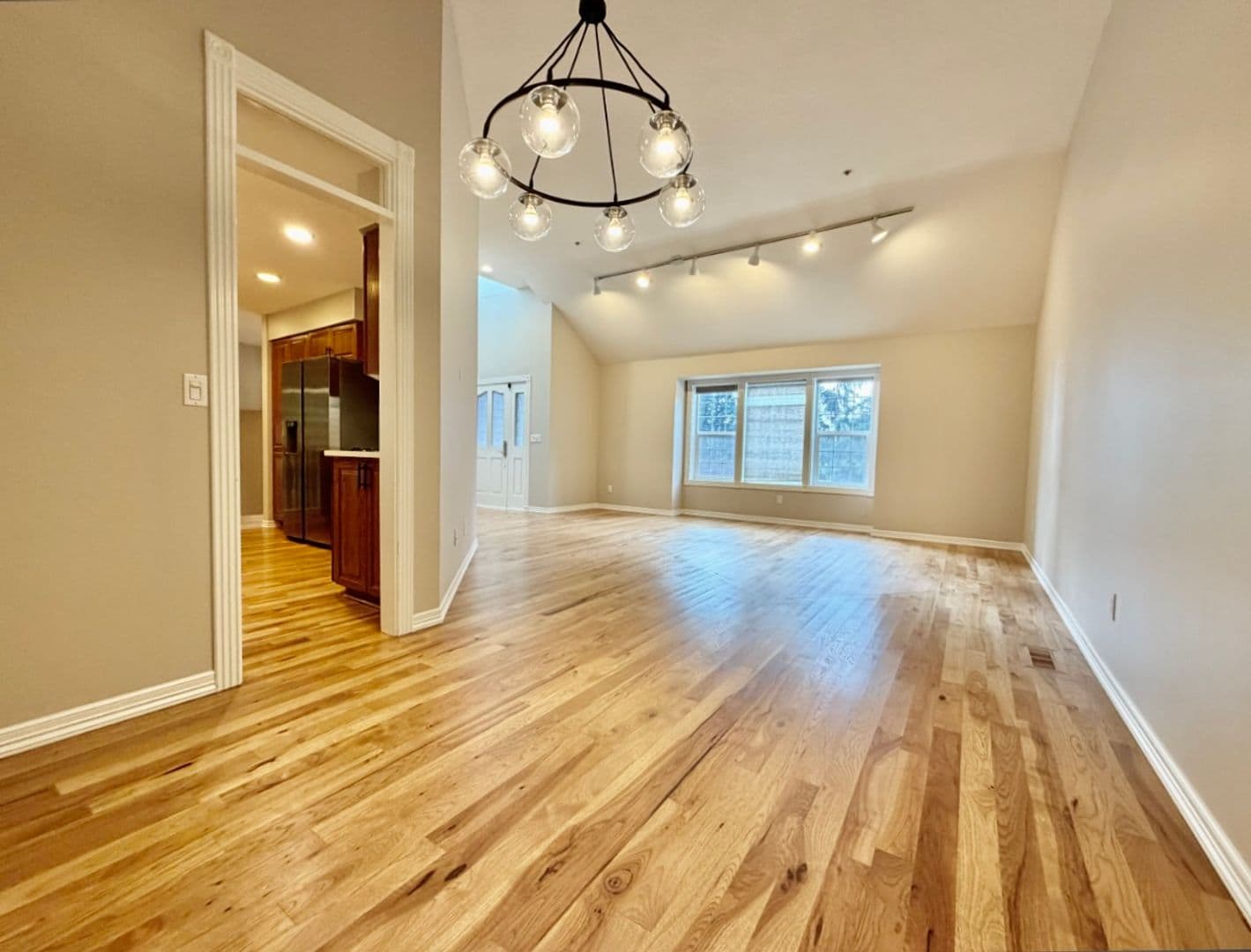 TUALATIN House: 7424 SW TENINO LANE