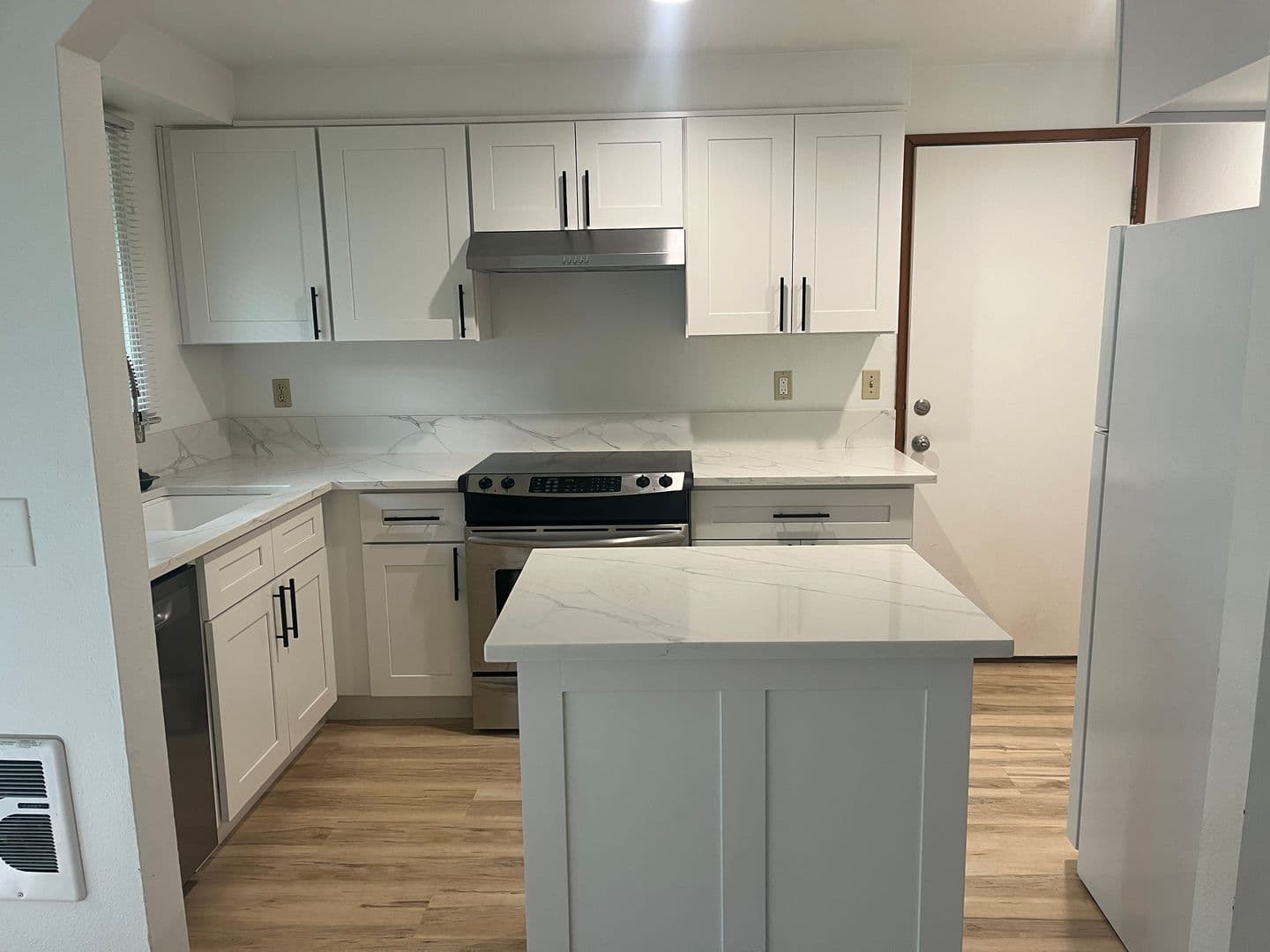 WEST LINN House: 2780 OXFORD ST