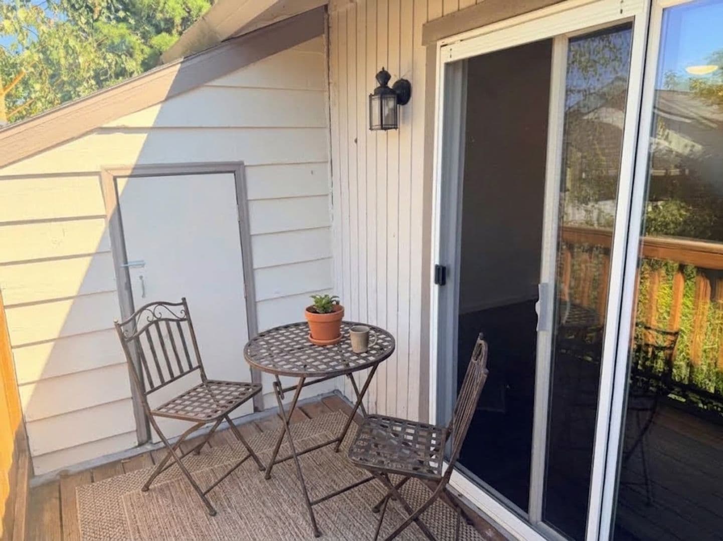 BEAVERTON Apartment: 9765 SW LOOKOUT TERR.