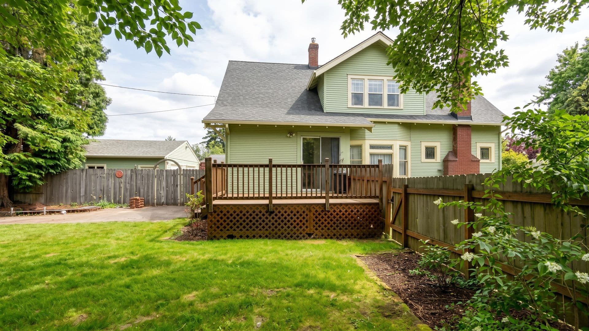 PORTLAND House: 4435 NE 73RD AVE.