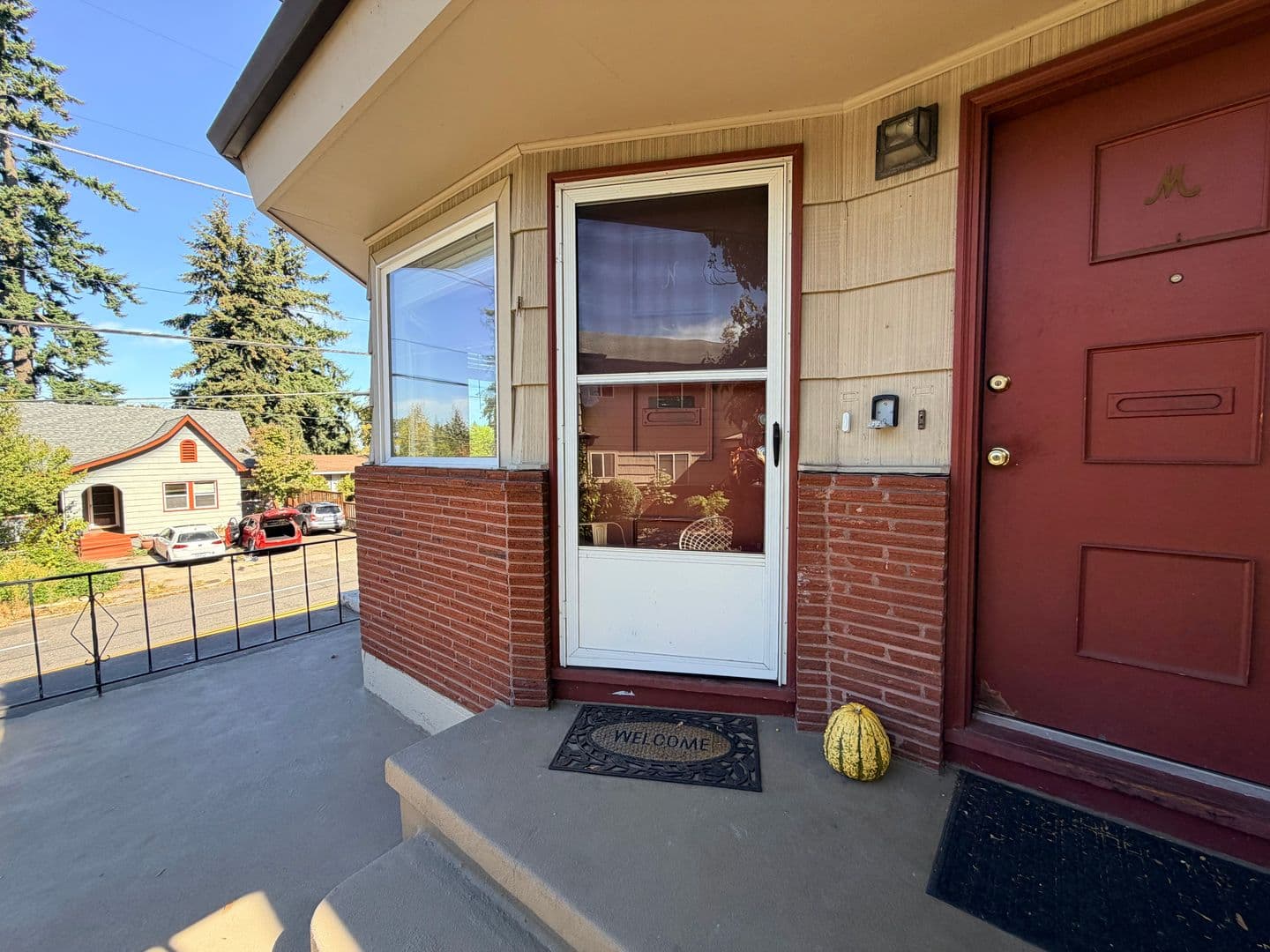 PORTLAND Apartment: 6634 E BURNSIDE #A-N