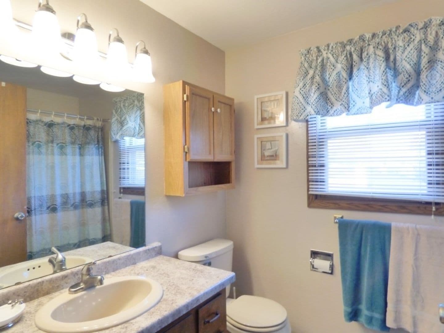 Green Bay House: 2171 Packerland Dr.