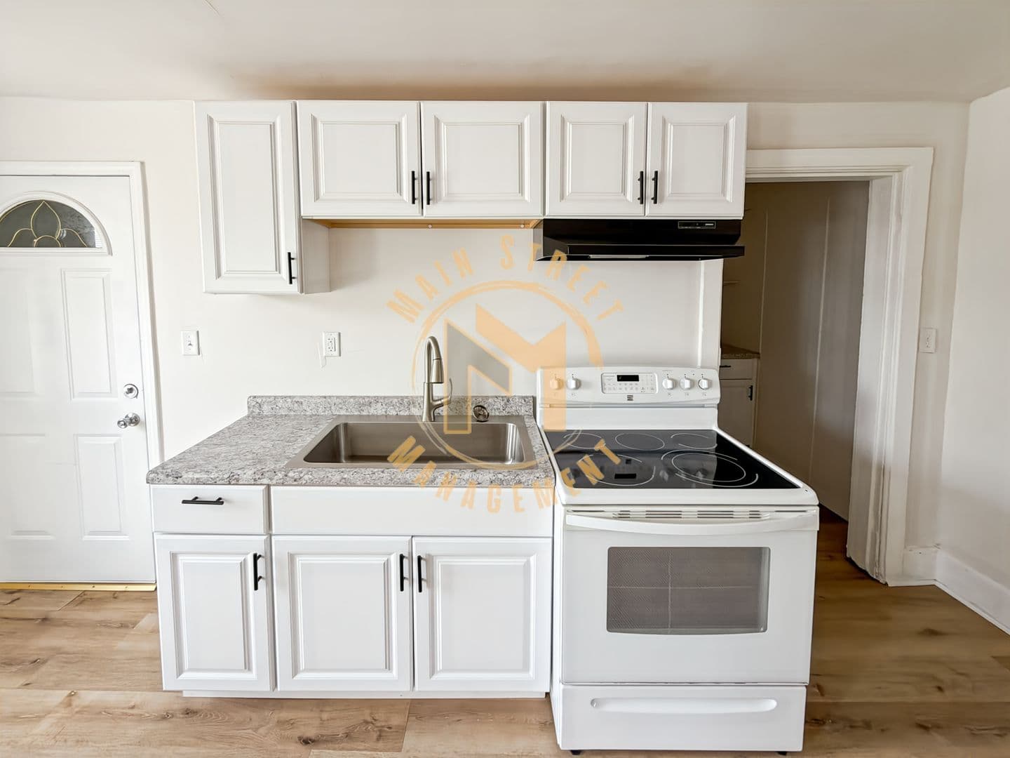 Manitowoc Apartment: 1501 S 10th St.