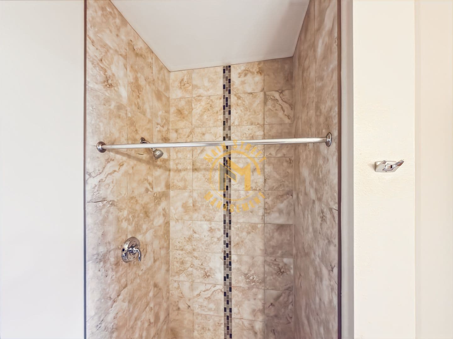 Green Bay Apartment: 401 N Washington St.